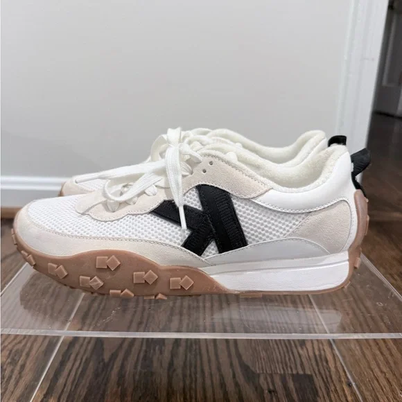 Kate Spade K As In Kate Womens White & Black Sneakers with Gum Sole Size 8.5 - Picture 2 of 10